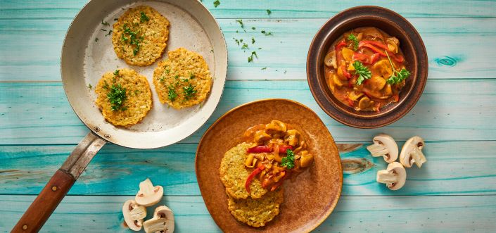 Placki z czosnkiem i majerankiem z roślinnym Strogonowem
